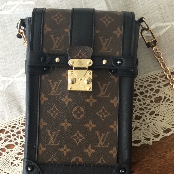 Crossbody